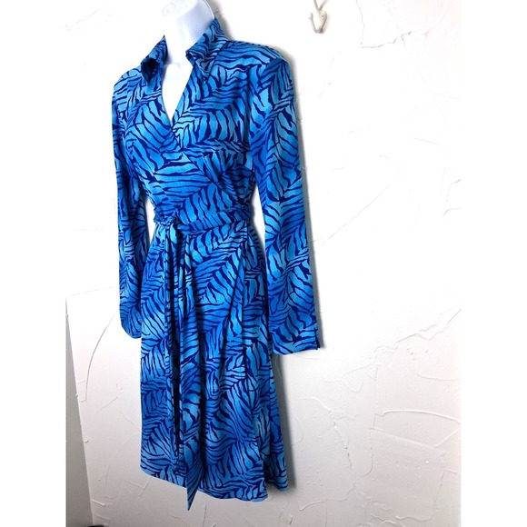 Y2K Express Wrap Midi Dress Size 5/6 Blue Animal Print Collared V Neckline - Picture 3 of 9